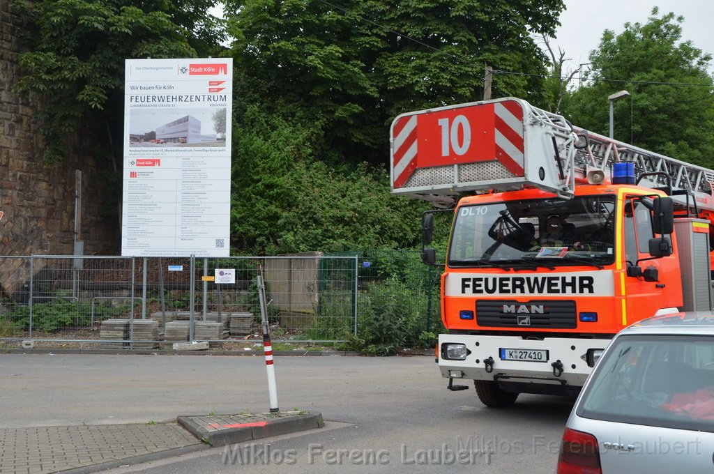 Erster Spatenstich Neues Feuerwehrzentrum Koeln Kalk Gummersbacherstr P194.JPG - Miklos Laubert